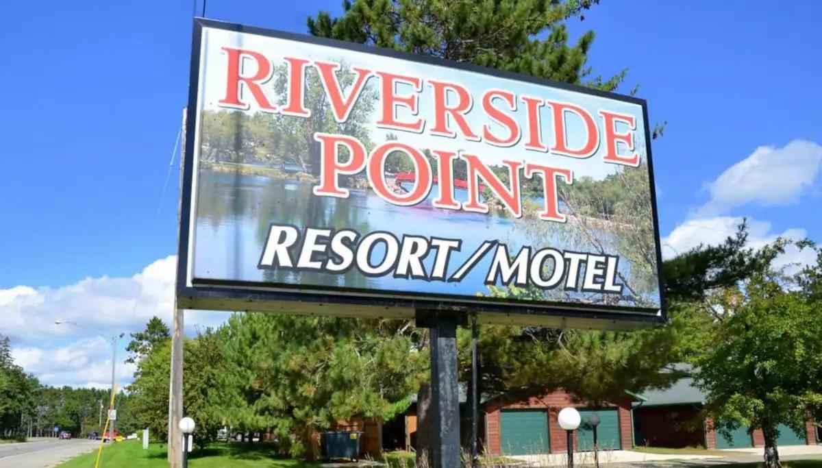 Riverside Point Resort Motel Park Rapids Exteriör bild